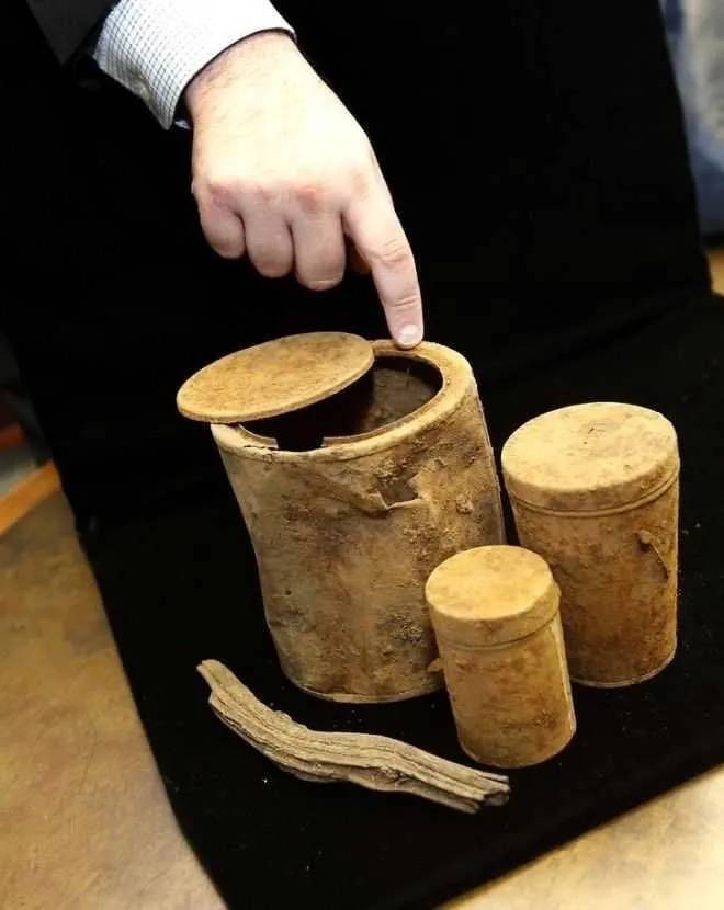 Tarihin en büyük hazinesi bahçesinden çıktı! Yıllardır servetin üzerinde habersiz oturmuşlar: Değeri dudak uçuklattı 10